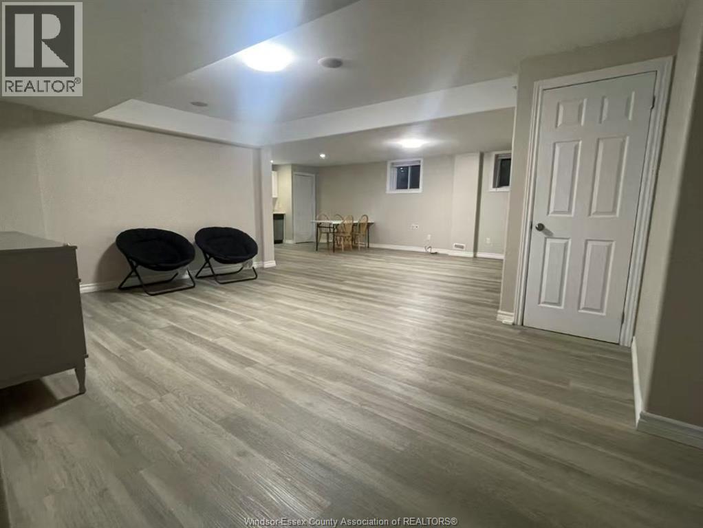 724 Massimo Crescent Unit# Lower, Windsor, Ontario  N9G 3C7 - Photo 3 - 26010221