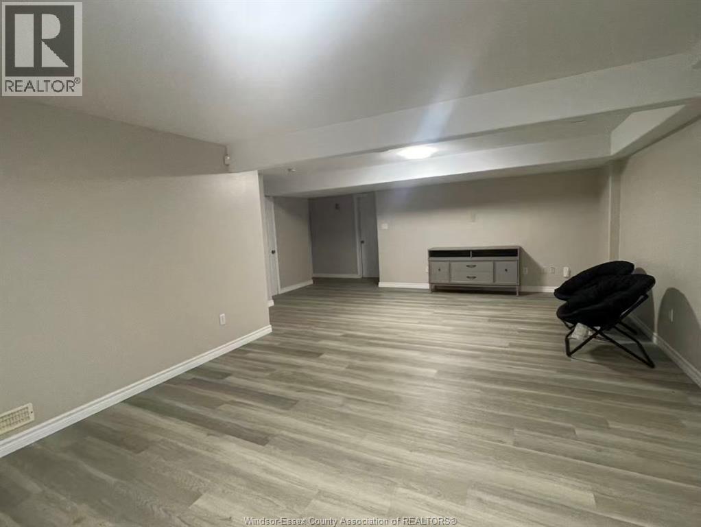 724 Massimo Crescent Unit# Lower, Windsor, Ontario  N9G 3C7 - Photo 4 - 26010221