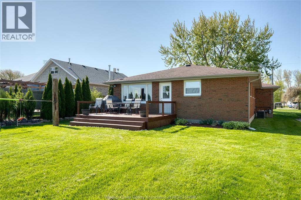 12320 Laforet Beach, Stoney Point, Ontario  N0R 1N0 - Photo 32 - 26010248