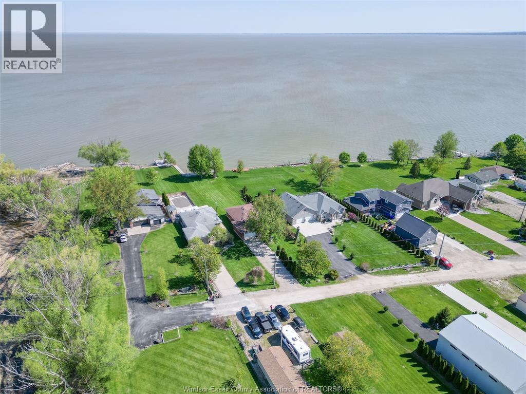 12320 Laforet Beach, Stoney Point, Ontario  N0R 1N0 - Photo 45 - 26010248