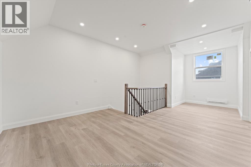 702 Pierre Unit# 3, Windsor, Ontario  N9A 2K5 - Photo 13 - 26010311