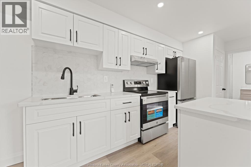 702 Pierre Unit# 1, Windsor, Ontario  N9A 2K5 - Photo 8 - 26010308