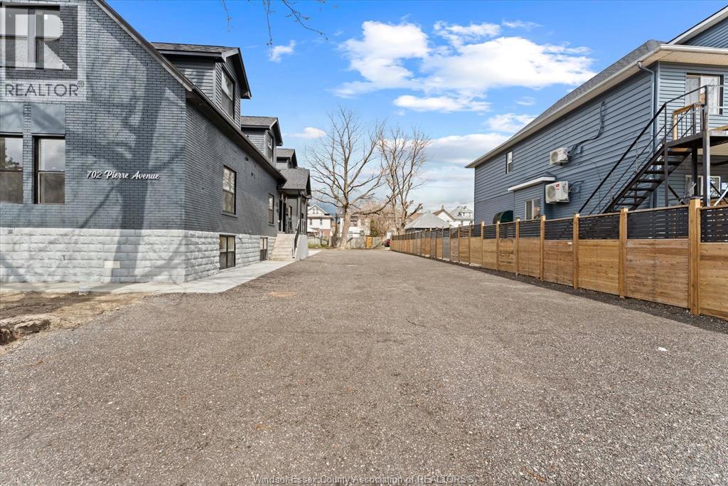 702 Pierre Unit# 7, Windsor, Ontario  N9A 2K5 - Photo 18 - 26010321