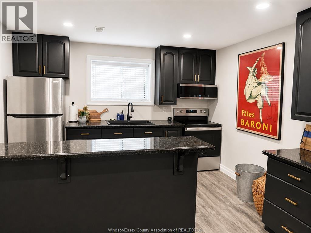 370 Welsh, Amherstburg, Ontario  N9V 0E7 - Photo 31 - 26010328