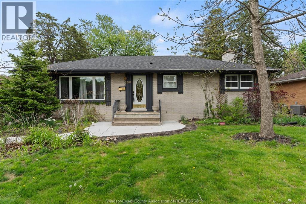 3086 AVONDALE AVENUE, Windsor, Ontario