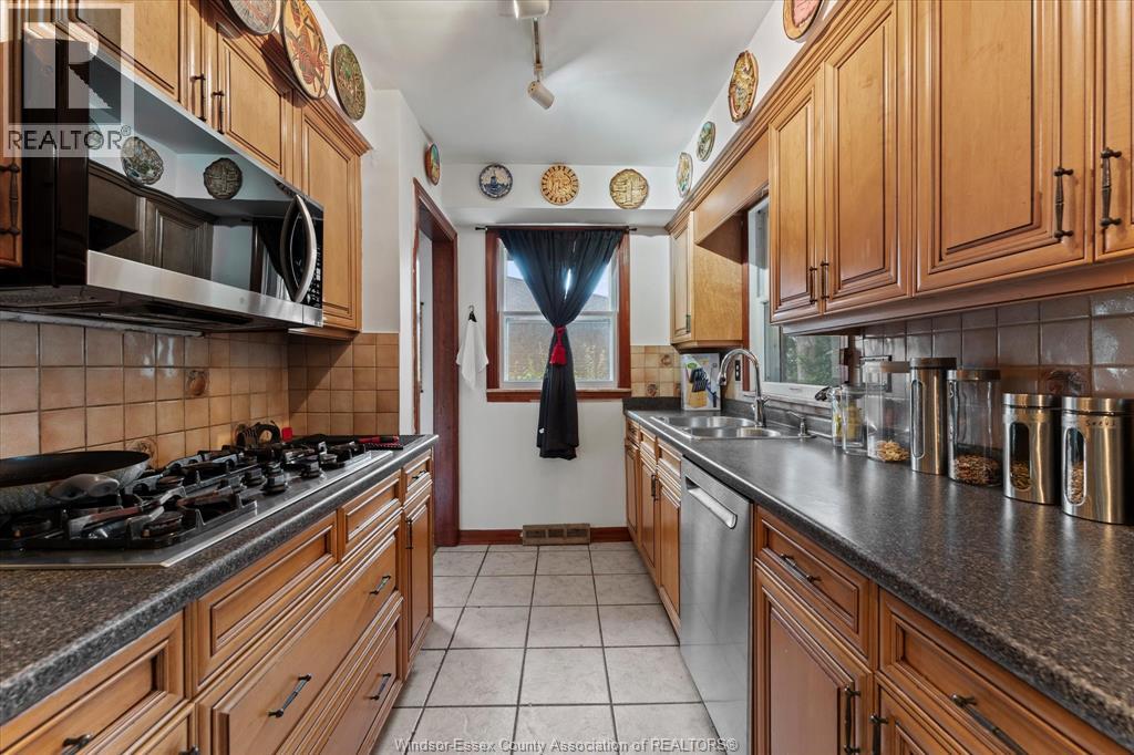 3086 Avondale Avenue, Windsor, Ontario  N9E 1X3 - Photo 10 - 26010384