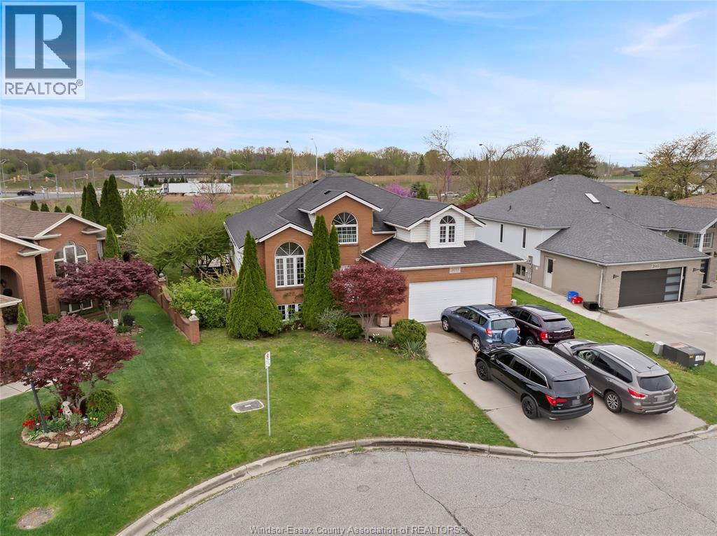 2653 PRESTON, Windsor, Ontario
