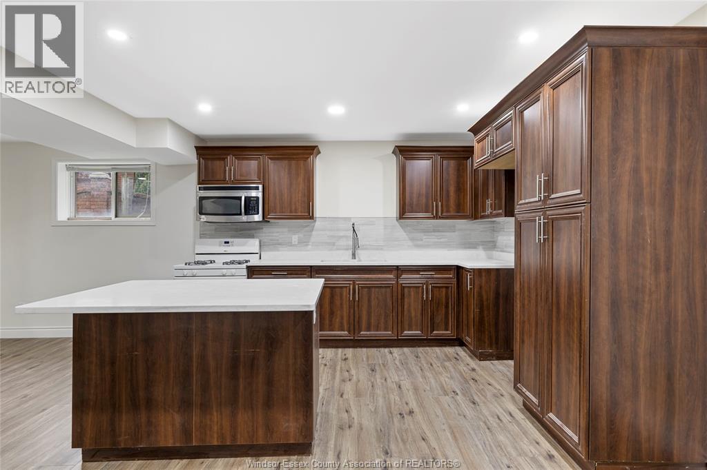 2653 Preston, Windsor, Ontario  N9E 4N8 - Photo 30 - 26010438
