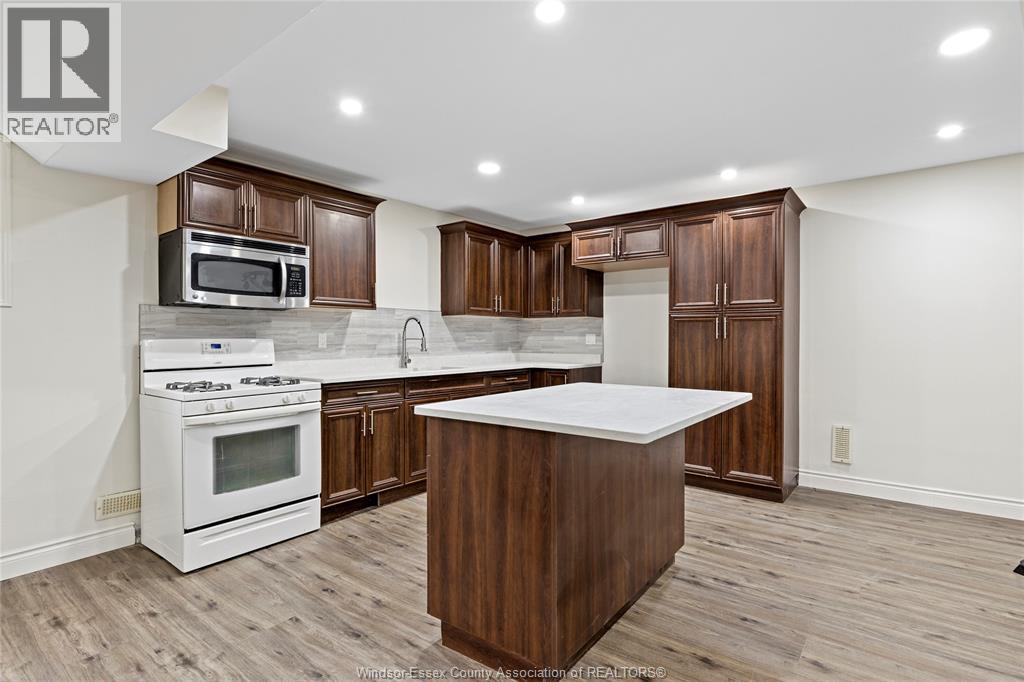 2653 Preston, Windsor, Ontario  N9E 4N8 - Photo 31 - 26010438