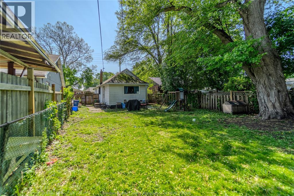 3764 Matchett Road, Windsor, Ontario  N9C 2A2 - Photo 18 - 26010441