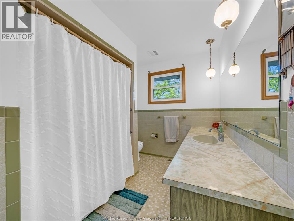 1919 Rochester Townline, Lakeshore, Ontario  N0R 1R0 - Photo 16 - 26010419