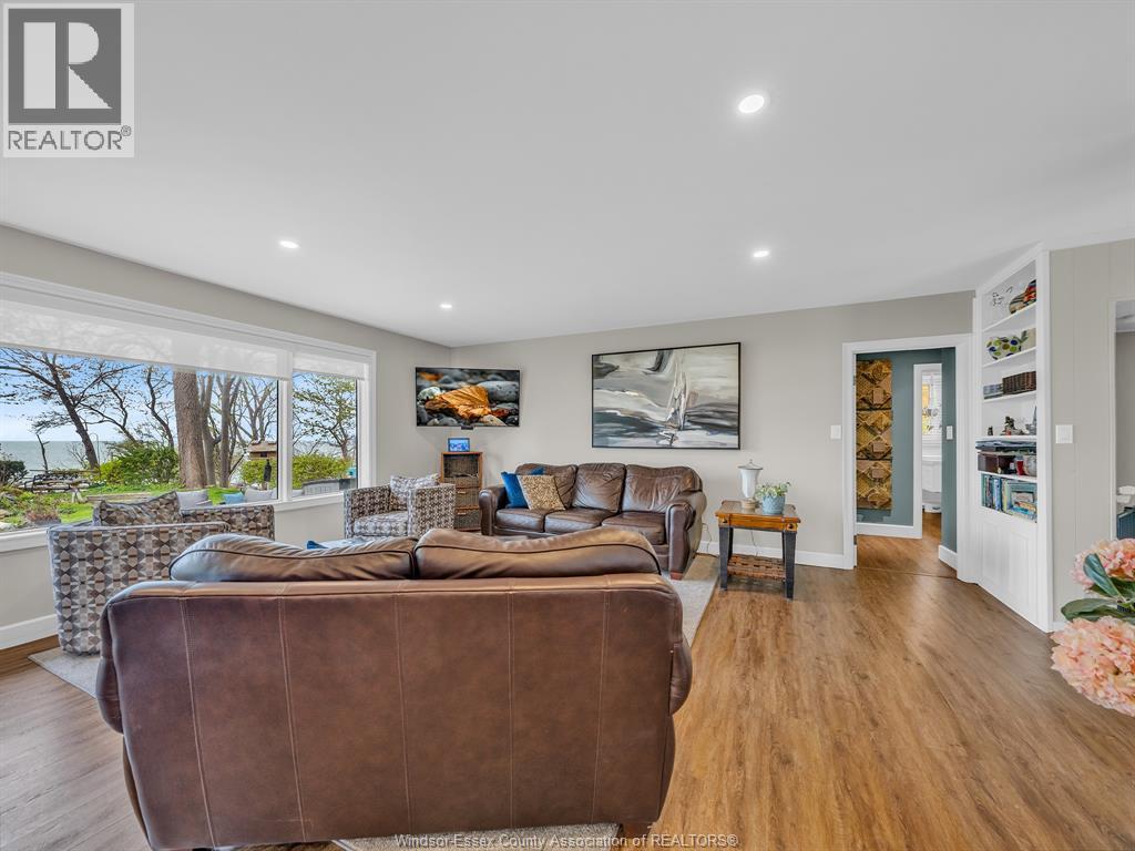 388 Seacliff Drive West, Leamington, Ontario  N8H 4E1 - Photo 11 - 26010482