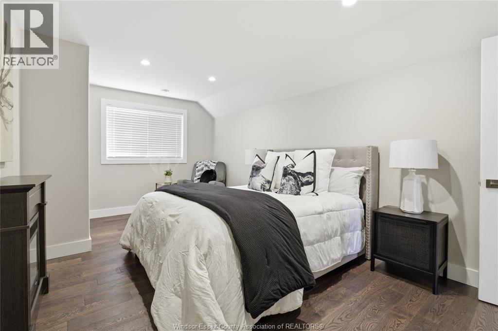 1094 Roseland Drive South, Windsor, Ontario  N9G 1T8 - Photo 41 - 26010483