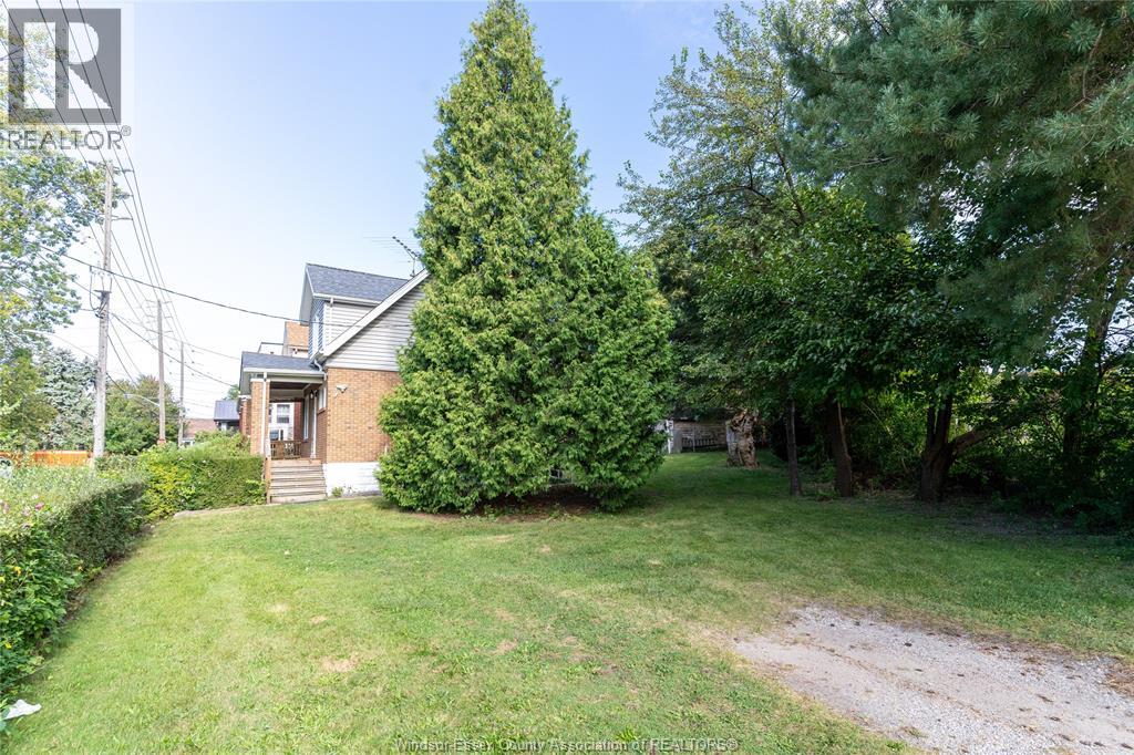 738 Brock, Windsor, Ontario  N9C 2T4 - Photo 5 - 26010470