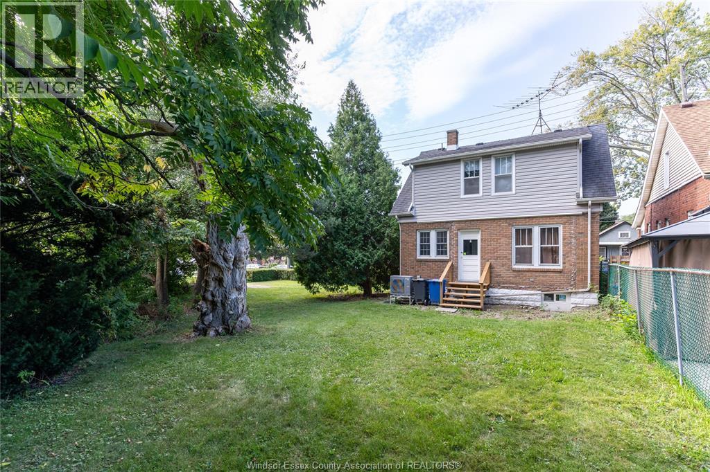 738 Brock, Windsor, Ontario  N9C 2T4 - Photo 7 - 26010470
