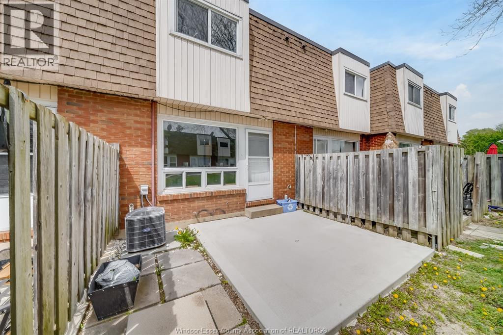 5486 Lassaline, Windsor, Ontario  N8T 1B1 - Photo 29 - 26010406