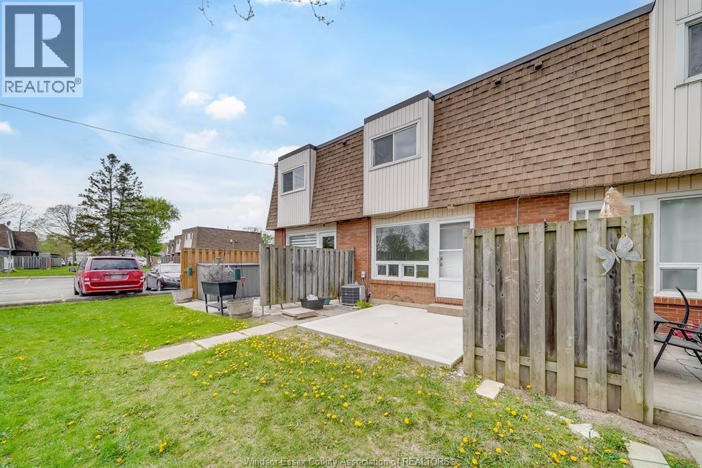 5486 Lassaline, Windsor, Ontario  N8T 1B1 - Photo 32 - 26010406