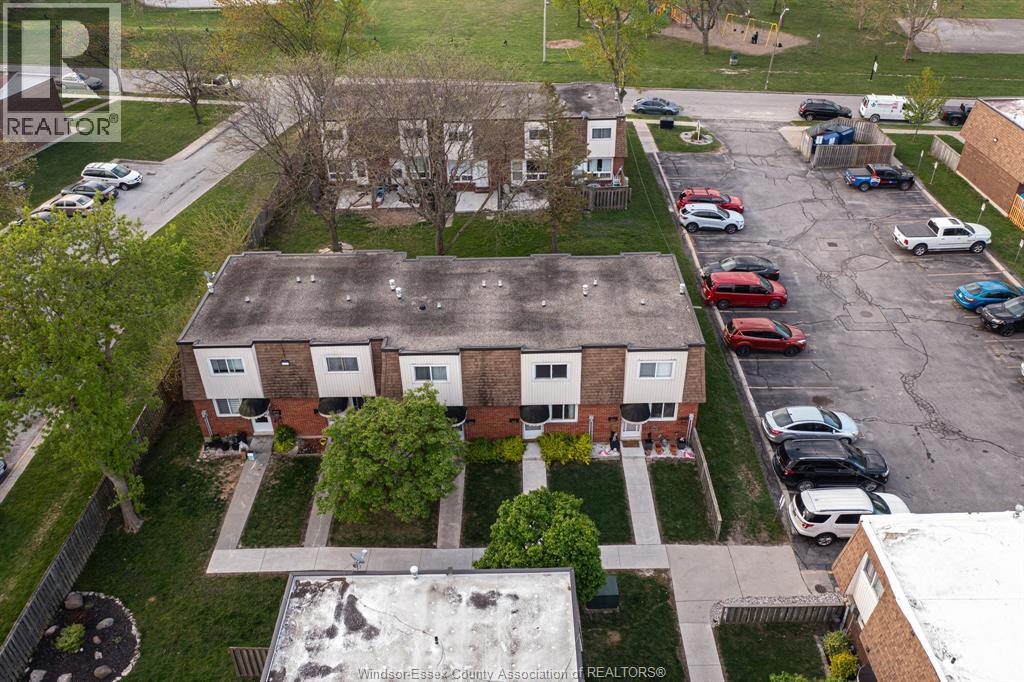 5486 Lassaline, Windsor, Ontario  N8T 1B1 - Photo 39 - 26010406