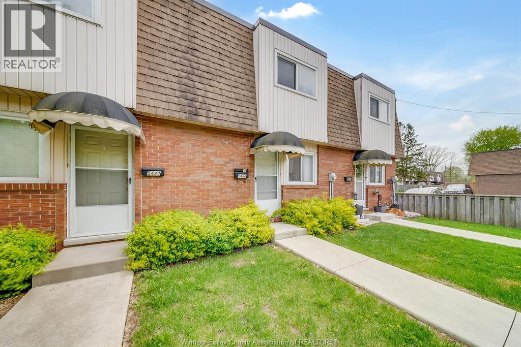 5486 Lassaline, Windsor, Ontario  N8T 1B1 - Photo 5 - 26010406