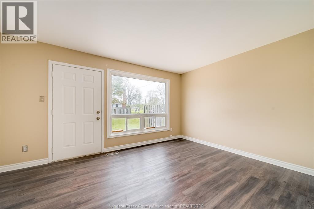 5486 Lassaline, Windsor, Ontario  N8T 1B1 - Photo 6 - 26010406