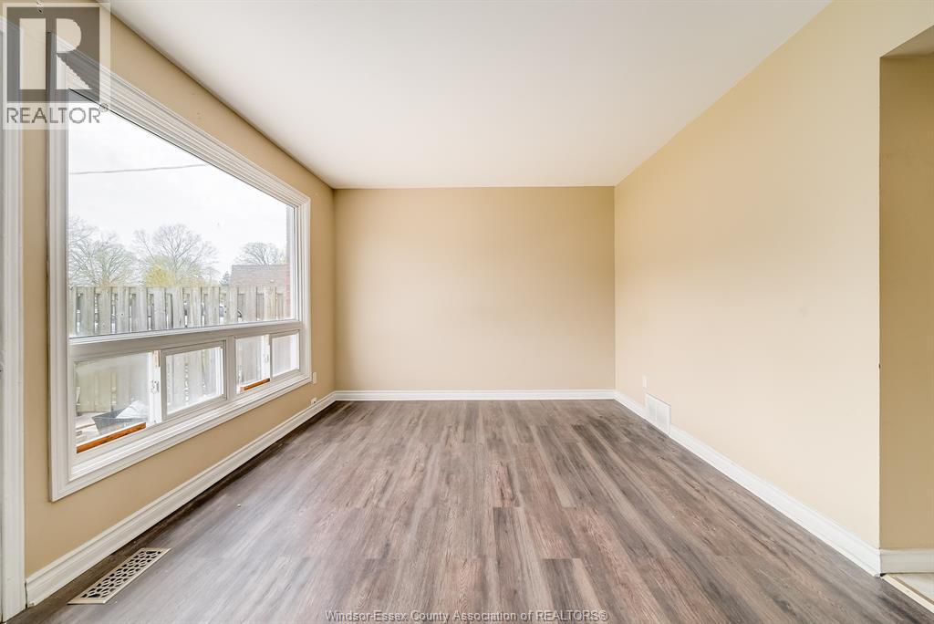 5486 Lassaline, Windsor, Ontario  N8T 1B1 - Photo 8 - 26010406