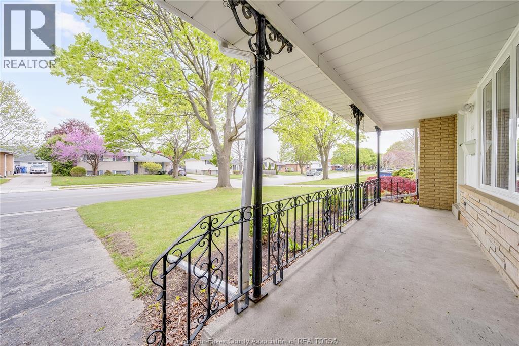 133 Baldoon Road, Chatham, Ontario  N7L 1E2 - Photo 4 - 26010175