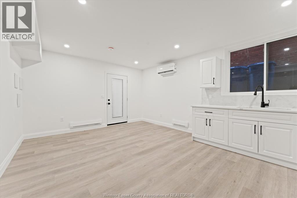 702 Pierre Unit# 8, Windsor, Ontario  N9A 2K5 - Photo 6 - 26010581