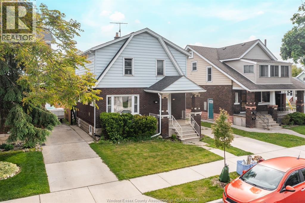 788 Josephine Avenue, Windsor, Ontario  N9B 2L3 - Photo 2 - 26010589
