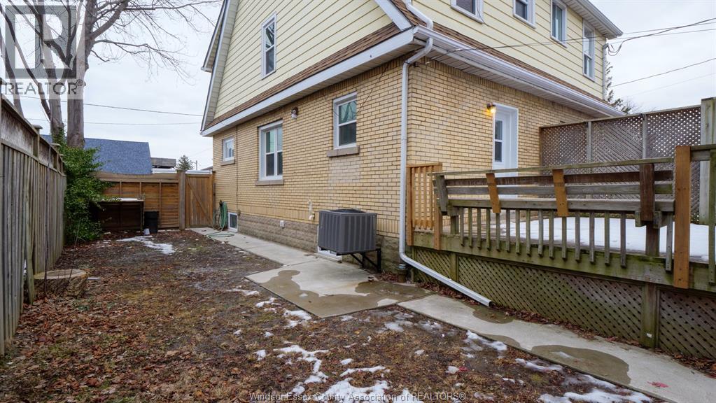 821-823 Villaire, Windsor, Ontario  N9S 2J3 - Photo 25 - 26010694