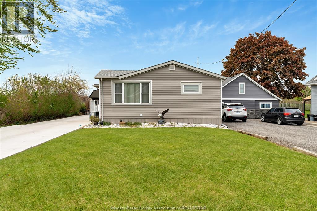 1626 Talbot Road, Kingsville, Ontario  N0P 2G0 - Photo 1 - 26010733