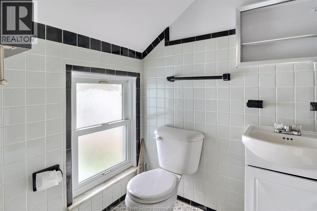 996 Albert, Windsor, Ontario  N8Y 1V6 - Photo 17 - 26010732