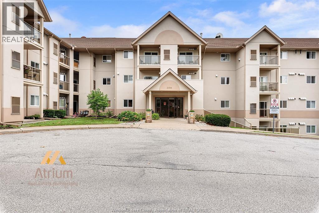 3000 SANDWICH STREET Unit# 206, Windsor, Ontario