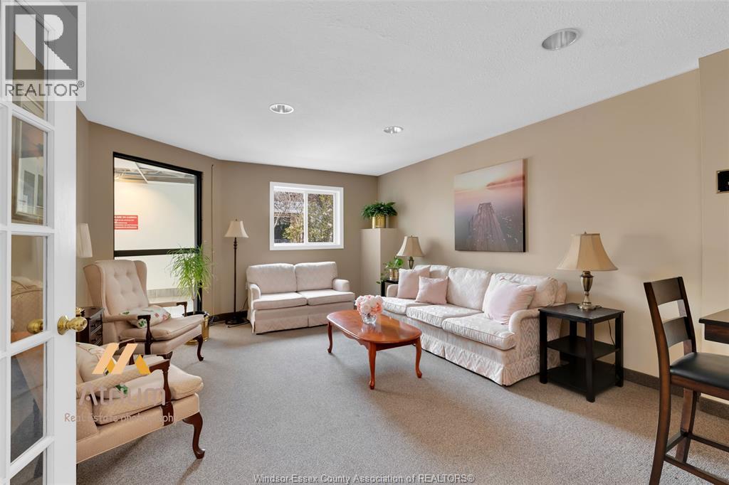 3000 Sandwich Street Unit# 206, Windsor, Ontario  N9C 4G3 - Photo 4 - 26010792