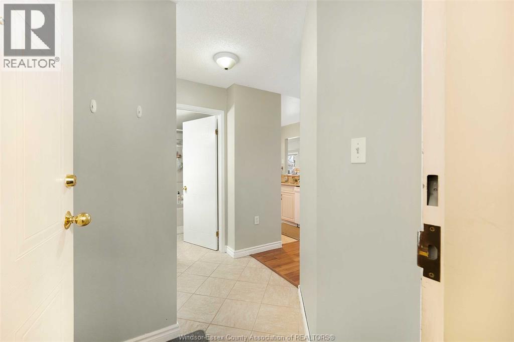 3000 Sandwich Street Unit# 206, Windsor, Ontario  N9C 4G3 - Photo 6 - 26010792