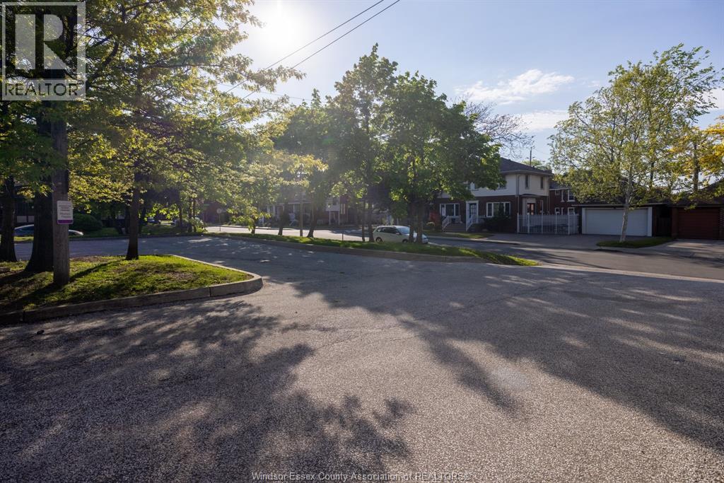 1311 Ouellette, Windsor, Ontario  N8X 1J6 - Photo 11 - 26010833
