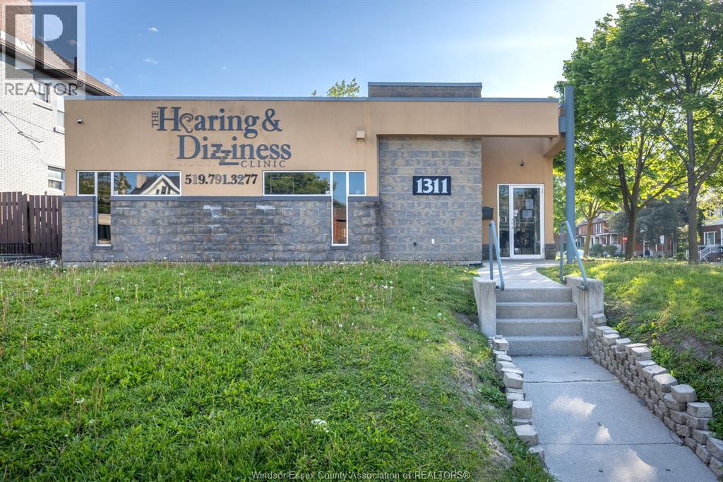 1311 Ouellette, Windsor, Ontario  N8X 1J6 - Photo 8 - 26010833
