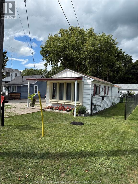 64 COUNTY RD 50, Colchester South, Ontario