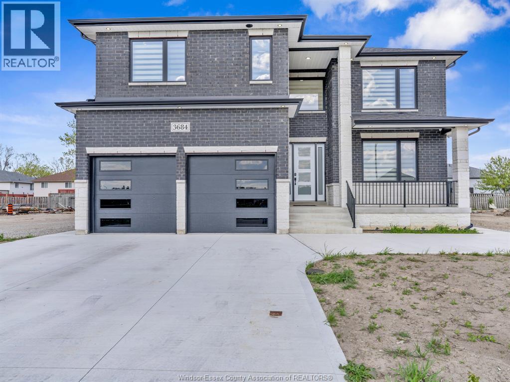 3684 SUTTON AVENUE, Windsor, Ontario