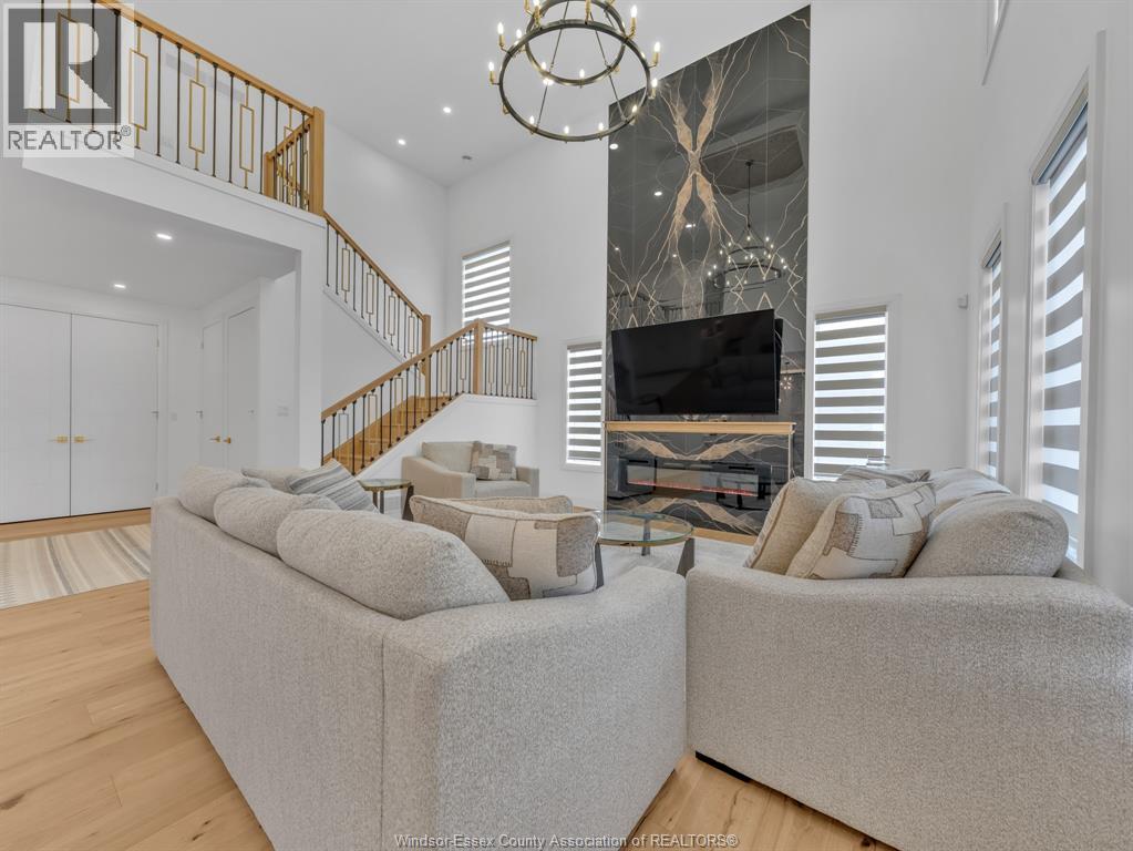 3684 Sutton Avenue, Windsor, Ontario  N9E 0B3 - Photo 10 - 26010750