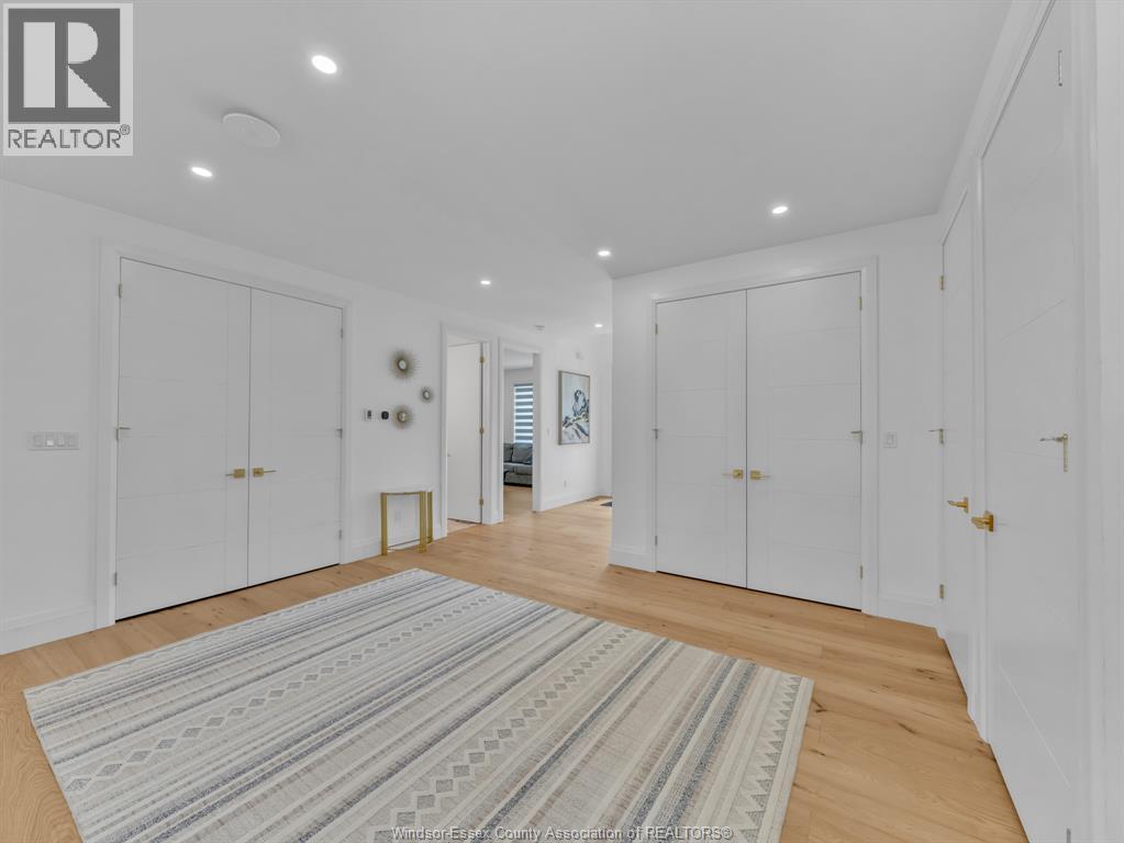 3684 Sutton Avenue, Windsor, Ontario  N9E 0B3 - Photo 19 - 26010750