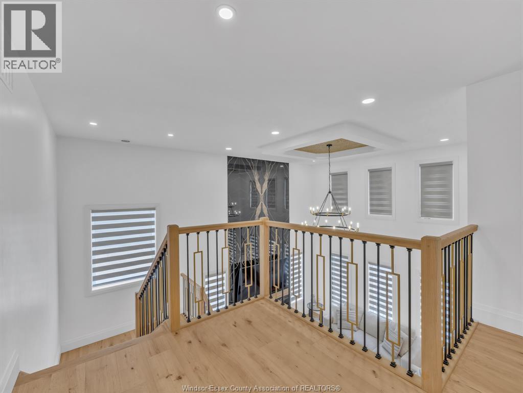 3684 Sutton Avenue, Windsor, Ontario  N9E 0B3 - Photo 21 - 26010750