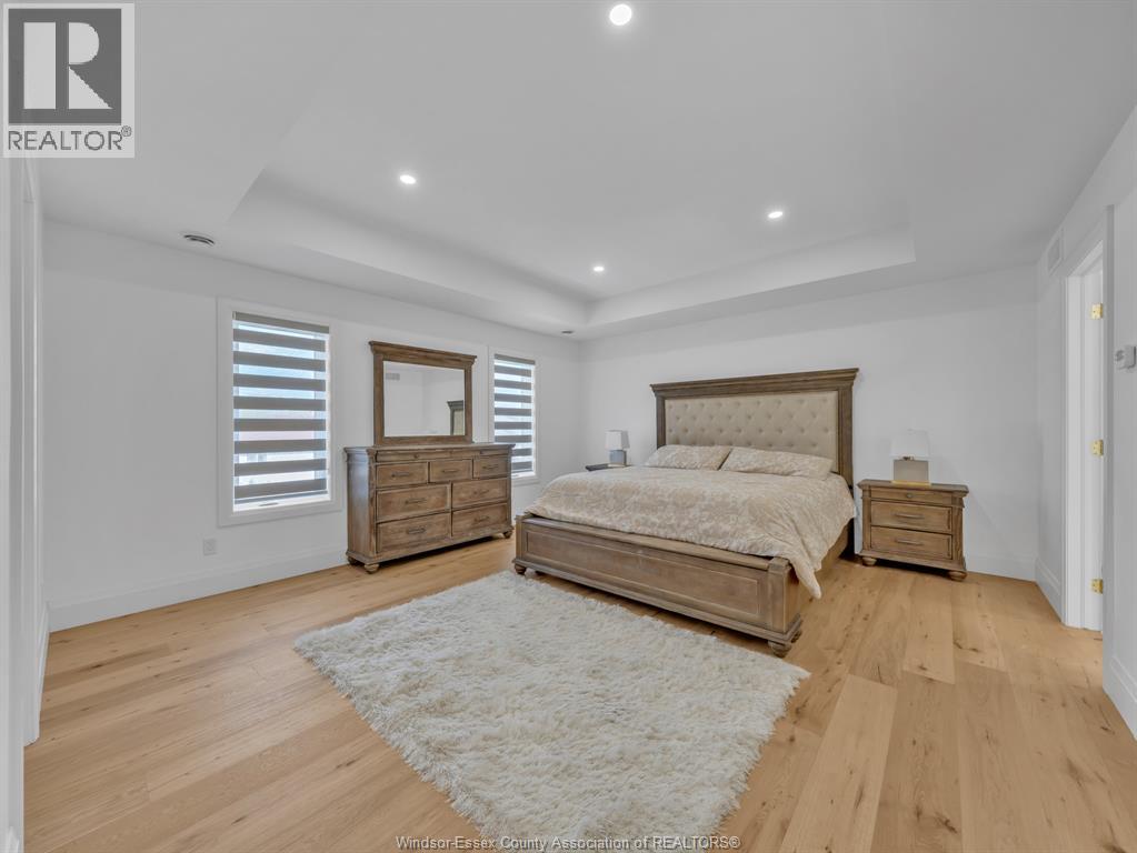 3684 Sutton Avenue, Windsor, Ontario  N9E 0B3 - Photo 30 - 26010750