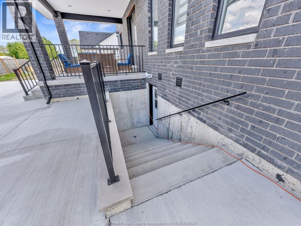 3684 Sutton Avenue, Windsor, Ontario  N9E 0B3 - Photo 45 - 26010750