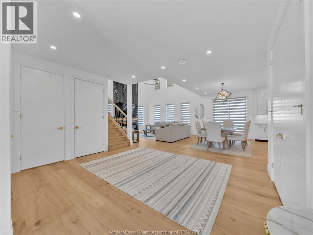 3684 Sutton Avenue, Windsor, Ontario  N9E 0B3 - Photo 5 - 26010750