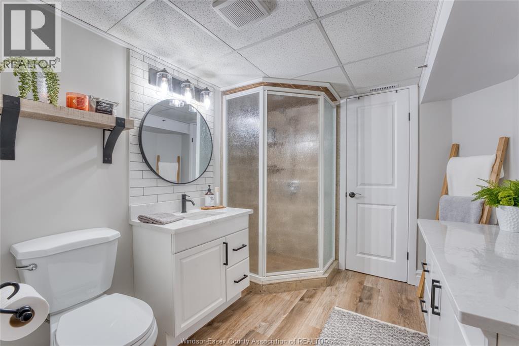 112 Danforth Avenue, Leamington, Ontario  N8H 2R2 - Photo 34 - 26010986