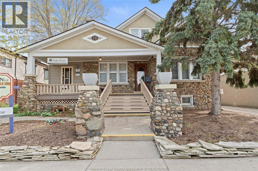582 Notre Dame - Main, Belle River, Ontario  N0R 1A0 - Photo 2 - 26011025