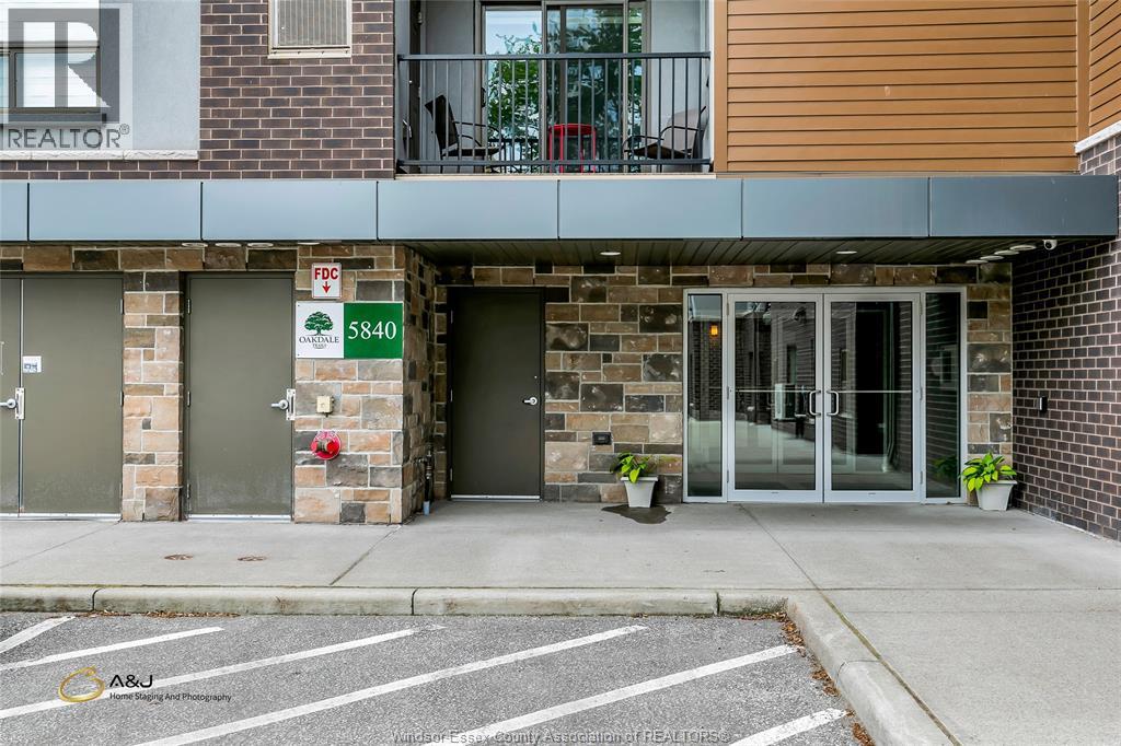 5840 Newman Boulevard Unit# 306, Lasalle, Ontario  N9J 0E3 - Photo 5 - 26011013