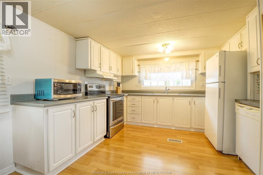 8 Ash Court, Mcgregor, Ontario  N0R 1J0 - Photo 9 - 26010988