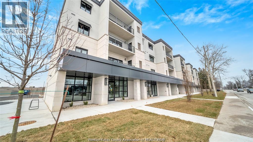3817 Howard Ave Avenue Unit# 217, Windsor, Ontario  N9E 0B5 - Photo 3 - 26011098