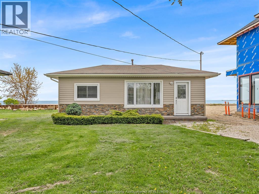 162 Robson Rd, Leamington, Ontario